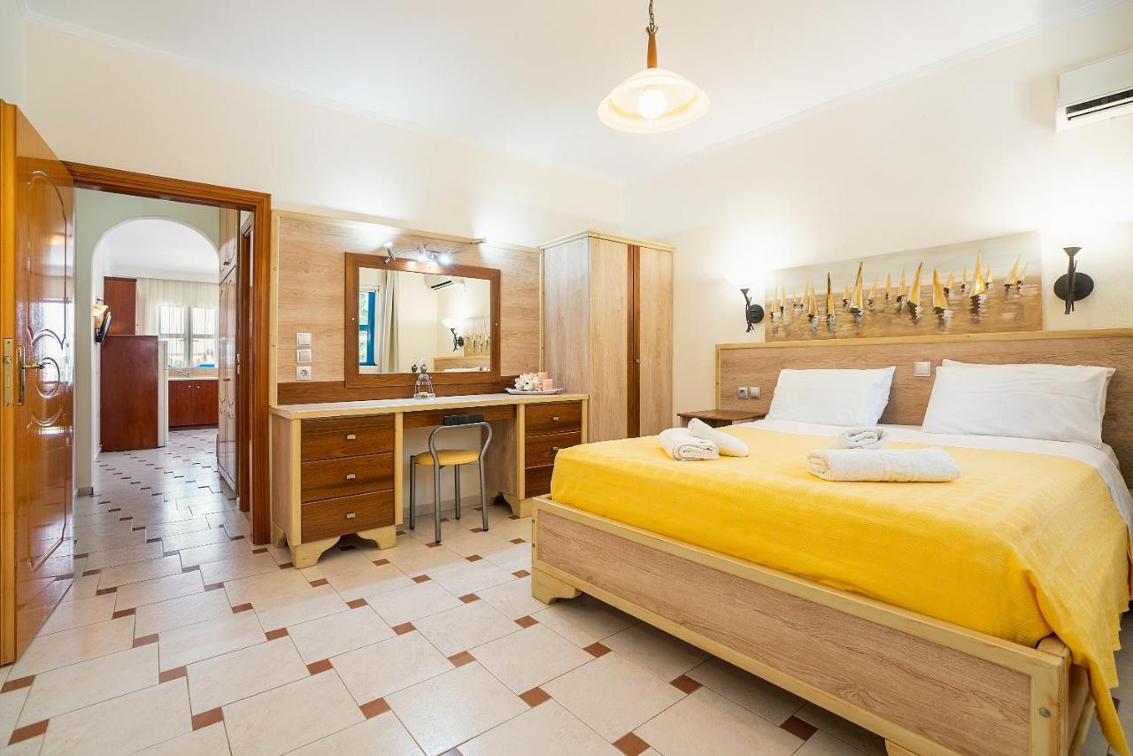 Livadia Beach Suite Zewnętrze zdjęcie