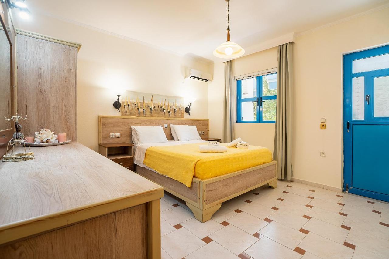Livadia Beach Suite Zewnętrze zdjęcie